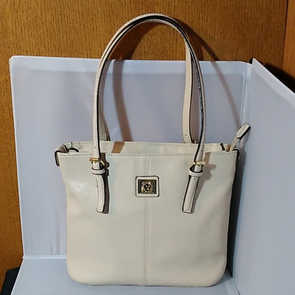 Anne Klein cream colored purse - Picture 1 of 10